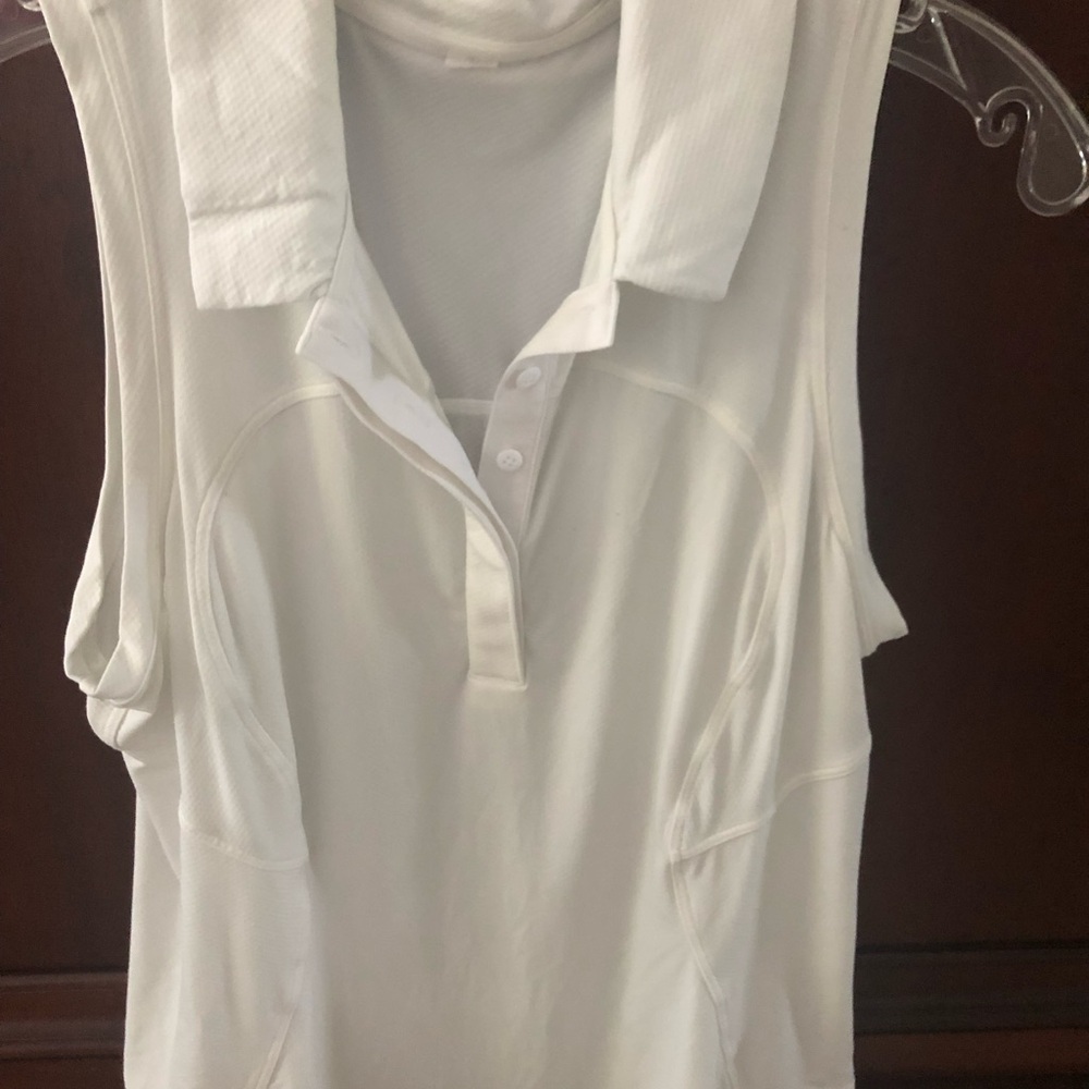 Lululemon polo-size 6